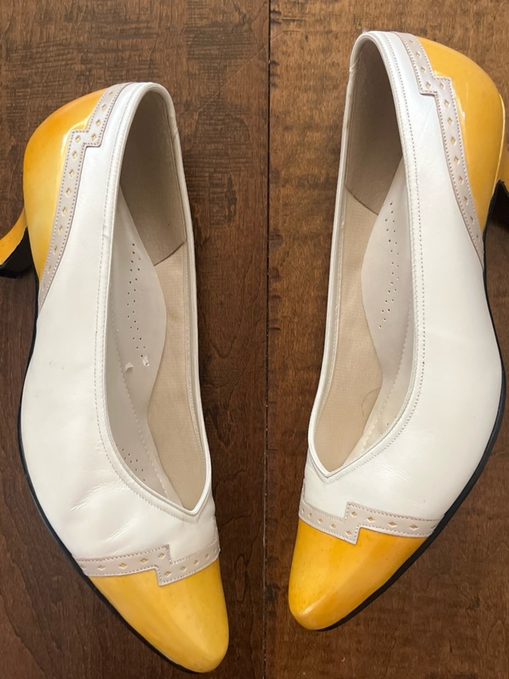 Vintage 60’s Penaljo mod two-tone yellow and white perforated brogue pumps
